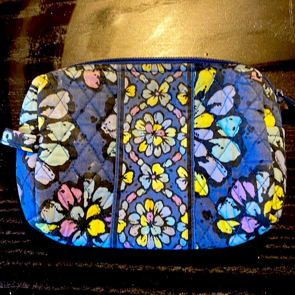 Vera Bradley make up bag